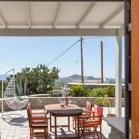 The Stone House Naxos مزرعة للإقامة
