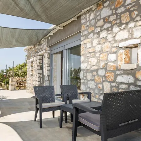 Farm stay The Stone House Naxos