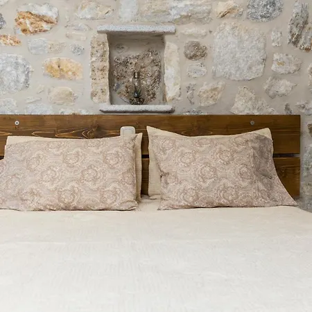 The Stone House Naxos Farm stay Glinado Naxos